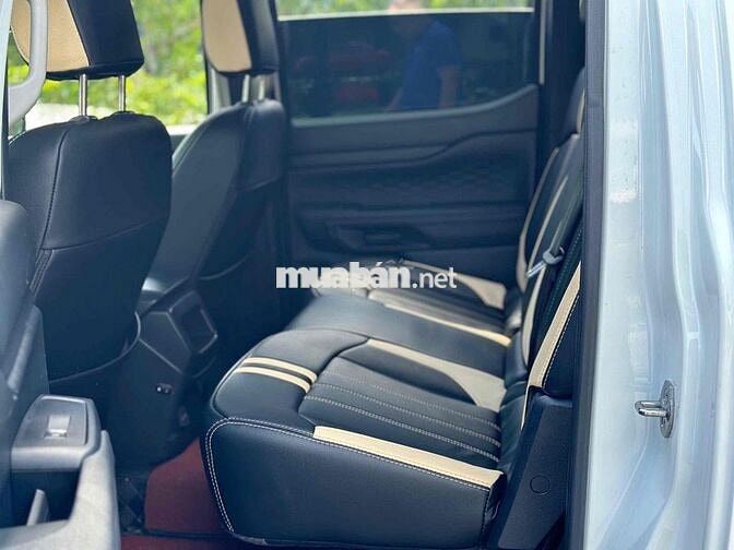 FORD RANGER XLS 4X4 2023 TRẮNG LƯỚT