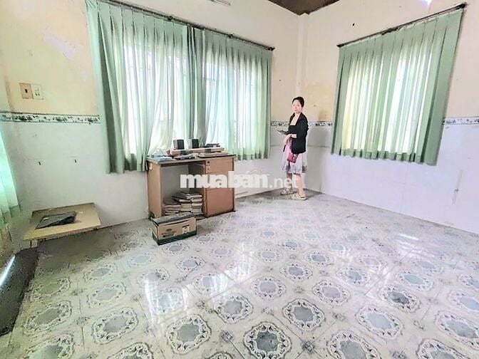 Nhà Nc Mễ Cốc gần chợ Vạn Nguyên bến bình đông cầu kênh ngang số 3