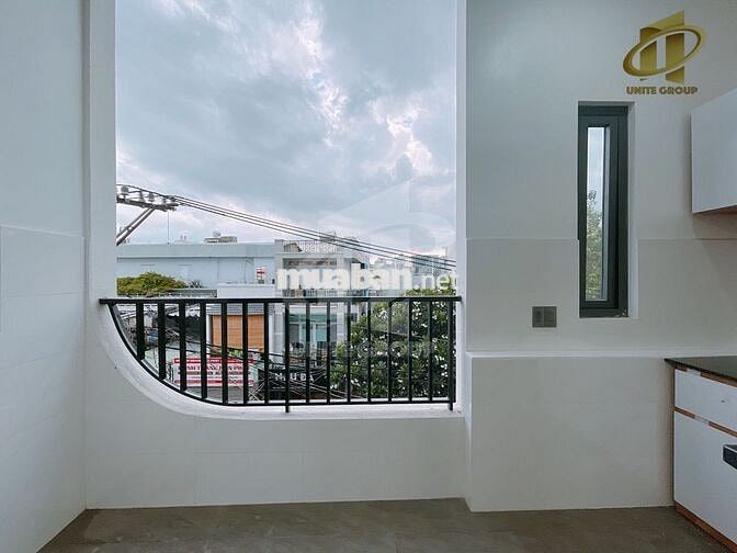 Cho Thuê Căn Hộ Tách Bếp Ban Công Lớn ở Trần Bình Trọng, Bình Thạnh