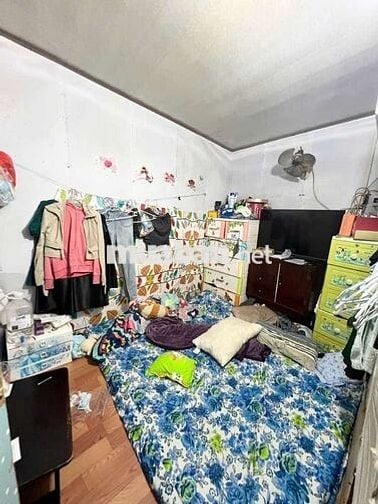 Nhà trung tâm Q6 , rẻ , sát chợ tiện ích bao la , 3 tầng , Hồng Bàng