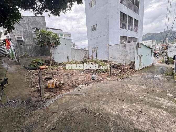 Bán 2 lô liền kề hẻm oto Dường Văn Nga cách đường 2/4 chỉ 300m.