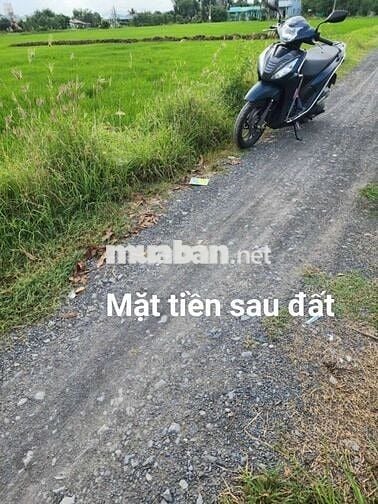 BAN ĐAT 2 MAT TIEN GTNT...2 OTO TRANH NHAU.