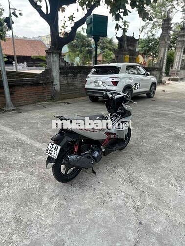 Air Blade 5/2025 xi măng mới 99,99%