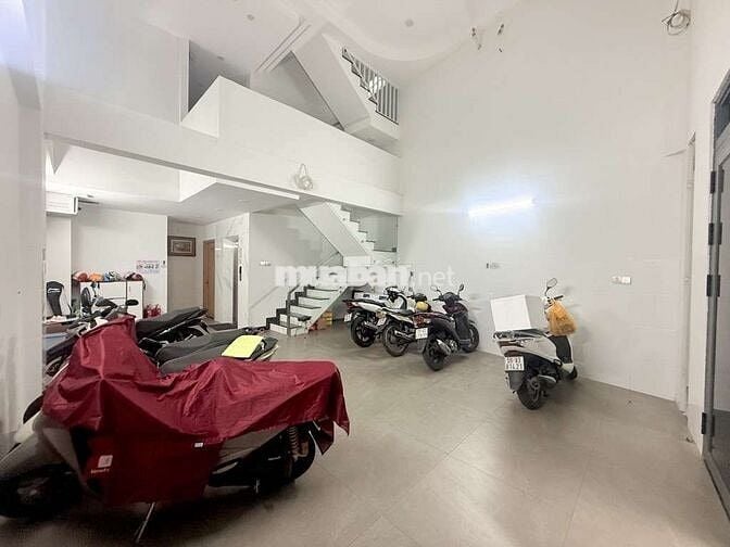 TOÀ NHÀnCHDV 120M2 - VÍP BT 🏤  8 TẦNG THANG MÁY - 24 TỶ TL💥 13 PN