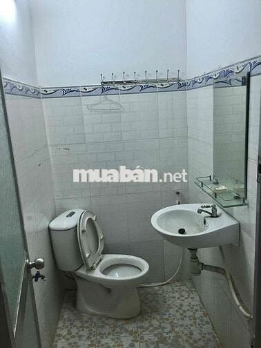 Cho thuê nhà gần Phở Huỳnh Trâm,/QL13,p.HBP hẻm xe tải giá 9tr