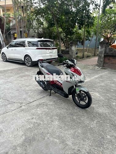 Air Blade 5/2025 xi măng mới 99,99%