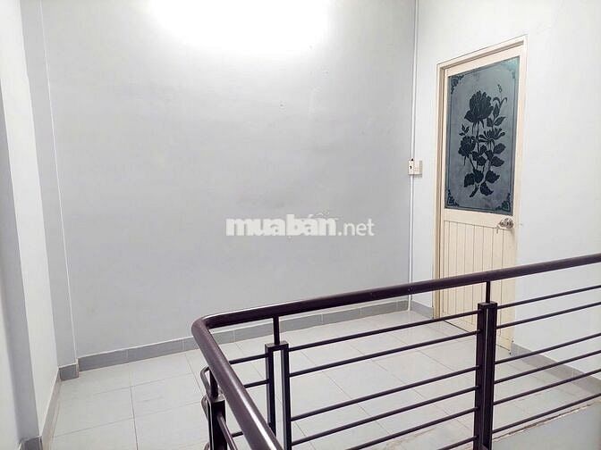 HOT! Cho thuê nhà nguyên căn mặt tiền kinh doanh, Q. Tân Phú