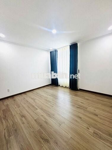 Bán căn hộ Penthouse Giai Việt Hoàng Anh 856 Tạ Quang Bửu, P5,Q8