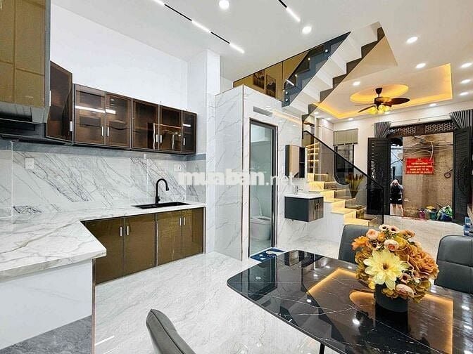 em chính chủ cần bán có hoa hồng người giới thiệu