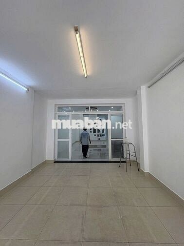 🔥 NHÀ ĐẸP CHO THUÊ – TAM ĐẢO, P.15, Q.10 🔥 - 4.5x22 - trệt , 2 lầu .