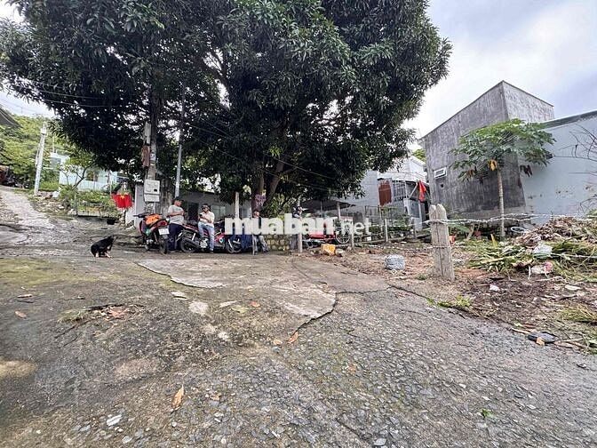 Bán 2 lô liền kề hẻm oto Dường Văn Nga cách đường 2/4 chỉ 300m.