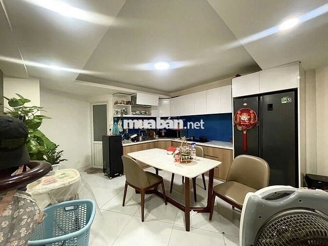 Giáp Phú Nhuận, nhà 60m2, 5 tầng 5PN, hẻm 6m xe hơi Hoàng Hoa Thám