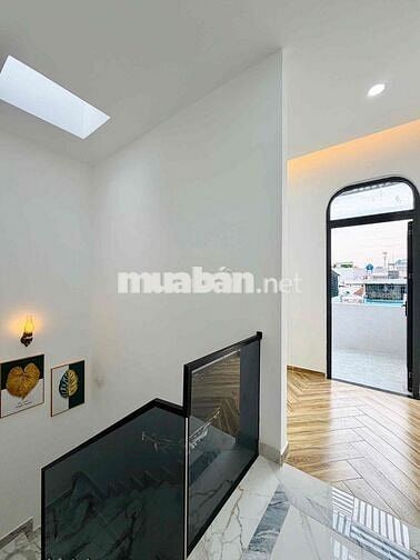 em chính chủ cần bán có hoa hồng người giới thiệu