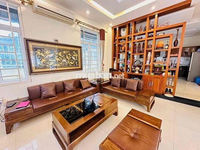 Bán Căn Biệt Thự Vĩnh Điềm Trung Đối Diện Công Viên