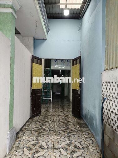 Cho thuê nhà nguyên căn, có gác.