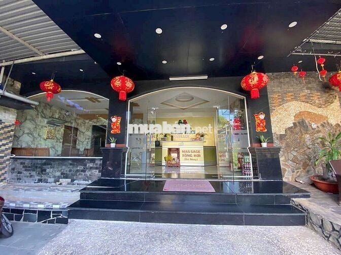 BÁN KHÁCH SẠN MASSAGE & HOTEL MẶT TIỀN HUỲNH TẤN PHÁT GẦN 700M2