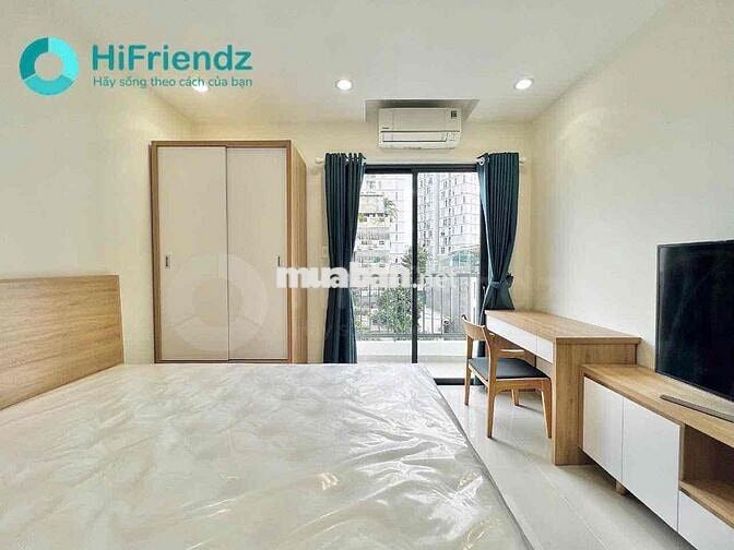 Cho thuê căn hộ mới khai trương full nội thất ban công