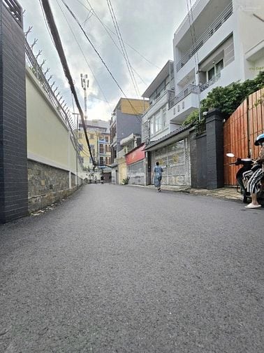 Biệt thự Thành Thái - thông Sư Vạn Hạnh - DT 11x22,5m (159m2) - 3 Tầng