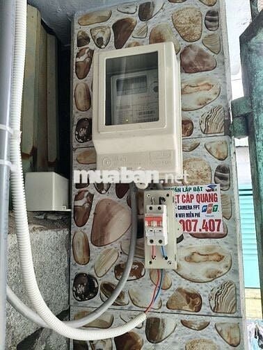 Cho thuê nhà nguyên căn, có gác.