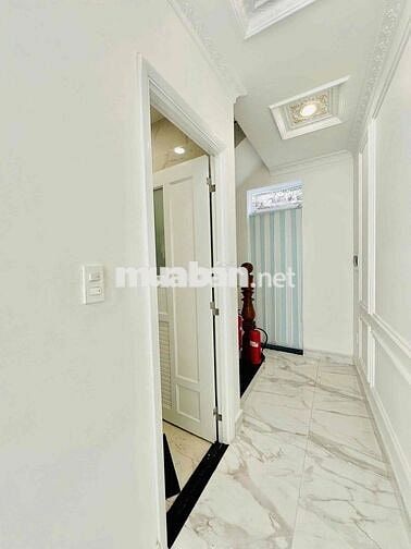 NHÀ ĐẸP !! Mặt tiền Phú Nhuận - 22B Đặng Văn Ngữ - sàn suốt 4.5x20m