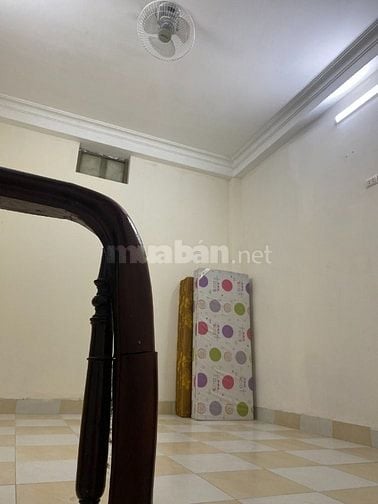 CHO THUÊ NHÀ RIÊNG KHÉP KÍN TRONG NGÕ PHỐ TRUNG PHỤNG 