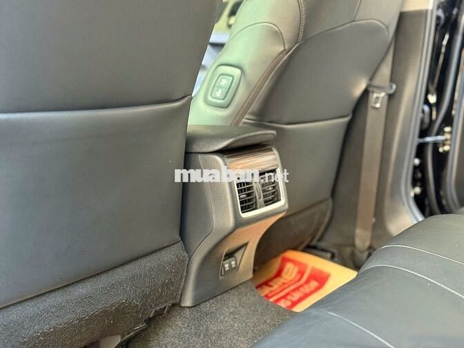 Camry 2.5Q 2019 nhập Thái - xe hãng (GIÁ CÒN GIẢM)