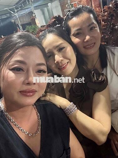 Cho thuê nhà 5tr/ tháng.  DT: 5m x 17m 1PN + gác lửng 1WC.  Đường 1A,