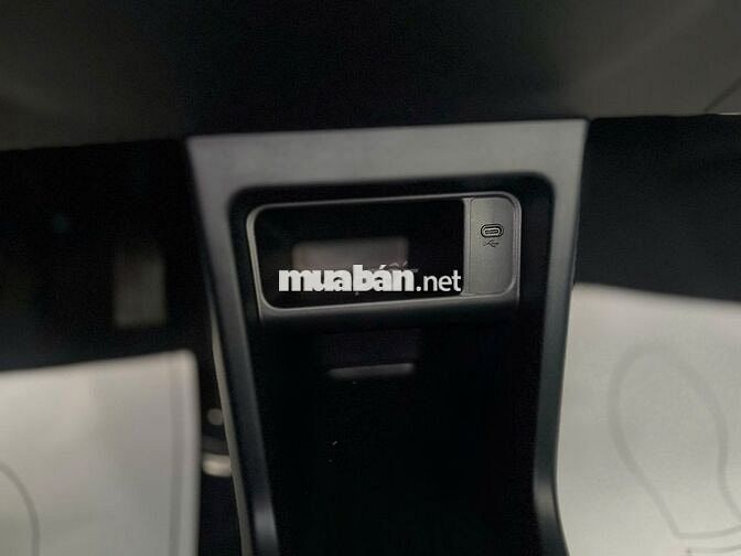 VinFast VF3 2025 màu xám xi măng