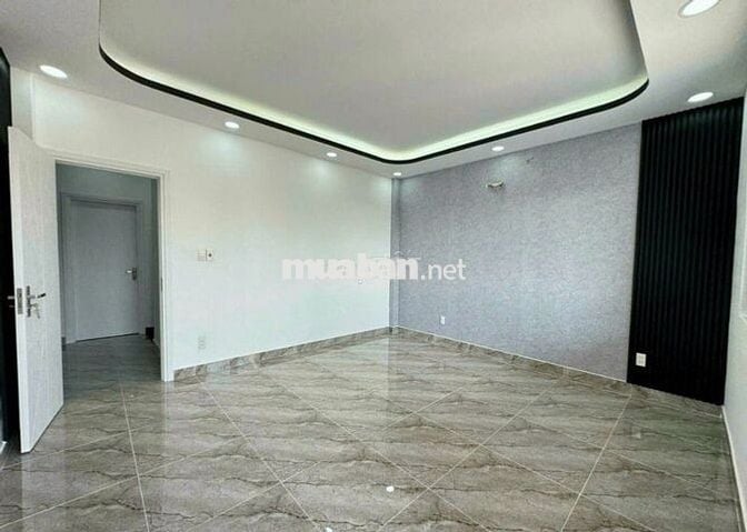 SIÊU PHẨM NGANG 6M - Cách Mạng Tháng 8, p10, quận 10 - Sàn trống suốt