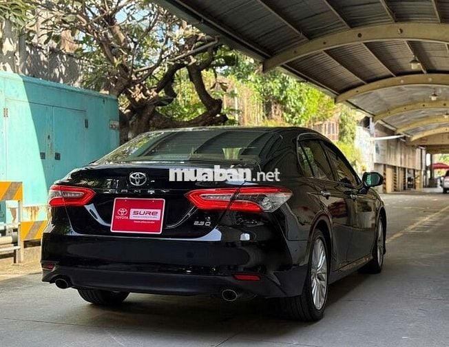 Camry 2.5Q 2019 nhập Thái - xe hãng (GIÁ CÒN GIẢM)