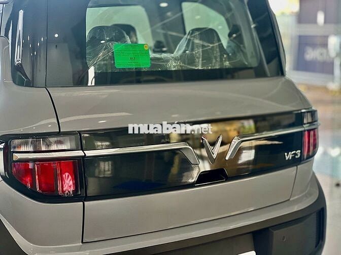 VinFast VF3 2025 màu xám xi măng