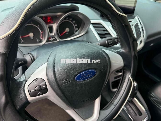ford firsta 1.6 AT hatchback đăng ký 2012 siêu moi