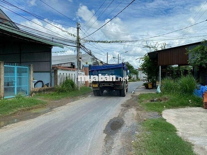 Đất thổ cư tại thị trấn Thủ Thừa, Long An, giá 655 Triệu/100m2 thổ cư