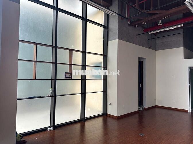 Cho thuê shophouse mặt tiền ngay ngã ba khu Citi Land