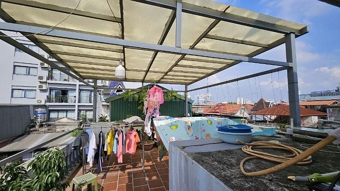 Bán nhà ngõ 5 tầng gần hồ ba mẫu 