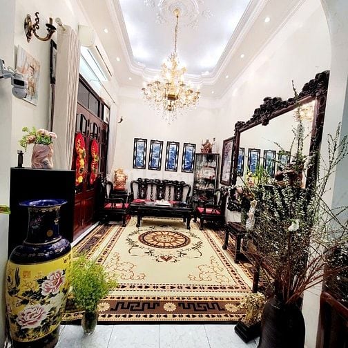 Bán nhà ngõ 5 tầng gần hồ ba mẫu 