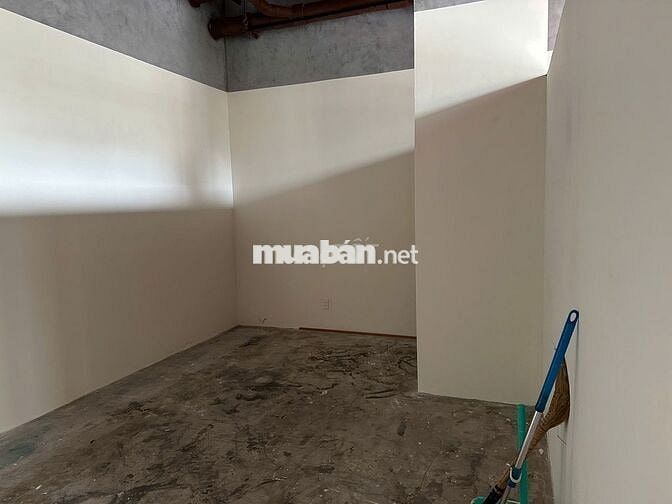 Cho thuê shophouse mặt tiền ngay ngã ba khu Citi Land