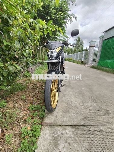 Nhà dư không sử dụng bán xe