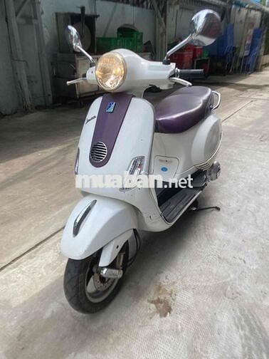piaggio LX125 ie xăng phun.máy êm zin chưa bung