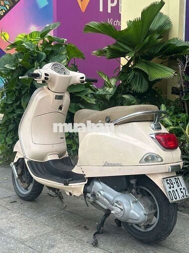 Vespa 2010 . cavet đầy đủ