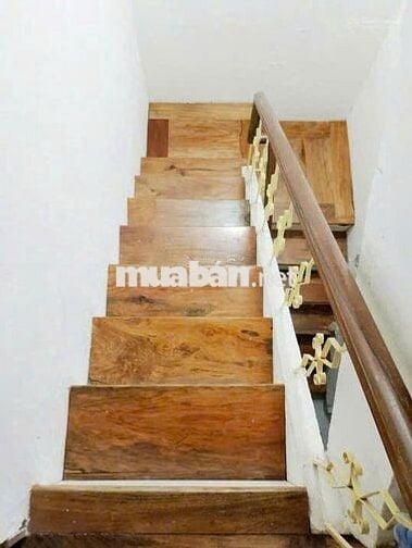 BÁN NHÀ 3 TẦNG ĐẸP 2 MẶT NGÕ THOÁNG, SỔ ĐỎ CHÍNH CHỦ, KHÔNG TRANH CHẤP