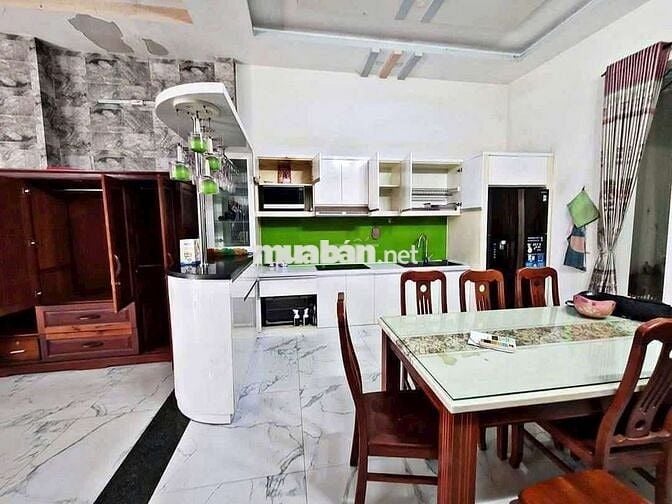 🇻🇳🇻🇳. Nhà SHR, 7X17 XÂY TRỆT 2 LẦU ĐƯỜNG THÔNG