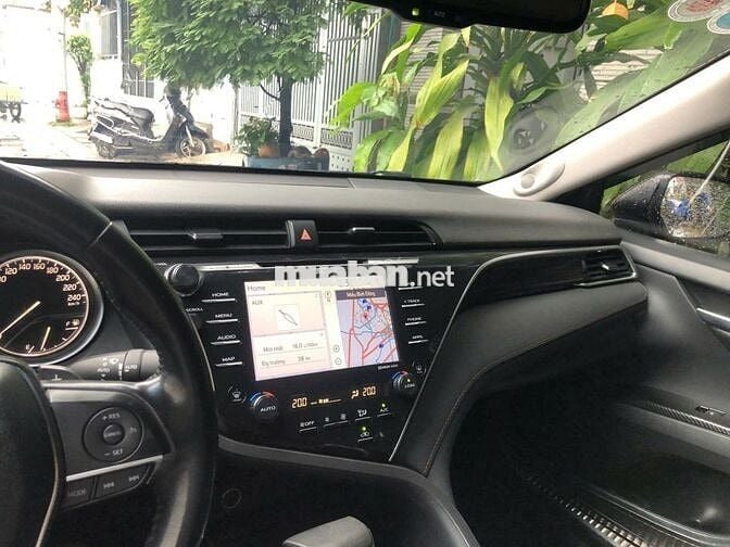 Toyota Camry 2019 2.5Q - 200000 km