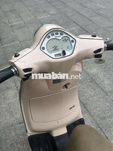 Vespa 2010 . cavet đầy đủ