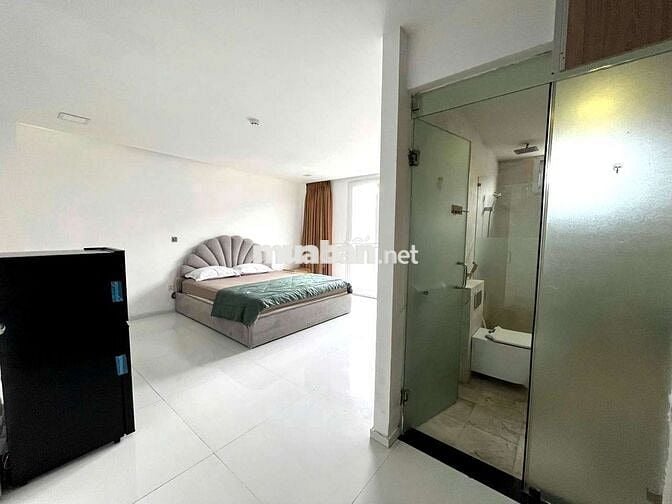 Studio ban công trong khu đô thị Phú Mỹ Hưng, quận 7 - Full nội thất