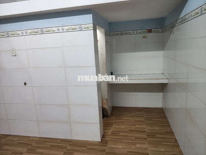 Phòng trọ 27m2 đường Hoàng Thúc Trâm