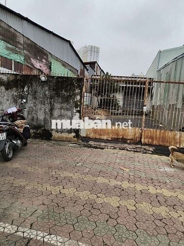 Cho thuê kho  lớn mặt tiền Hoàng Ngân p16,Q8 8x52m thương lượng mạnh