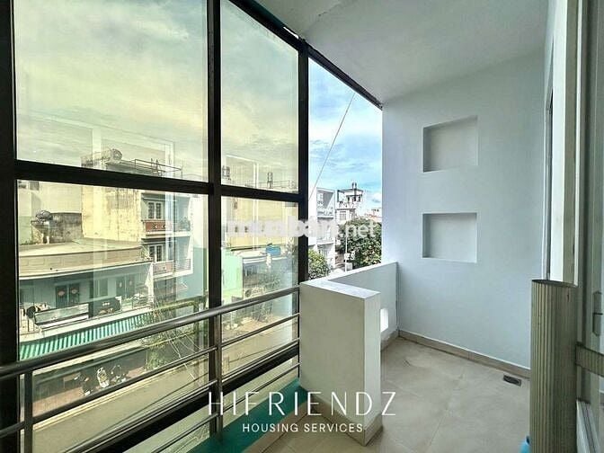 Căn hộ 1 phòng ngủ ban công siêu rộng máy giặt riênggần RMIT TDTU UFM