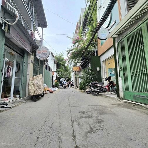 Bán nhà HXH CMT8 thông bờ kè - DT 60m2 (vuông vức) - Oto tận nơi