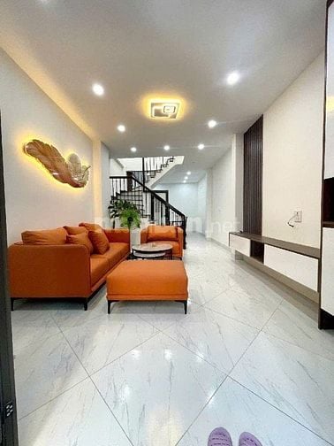 Bán nhà đẹp Vĩnh Hưng – ô tô đỗ cửa – giá chỉ 3,15 tỷ